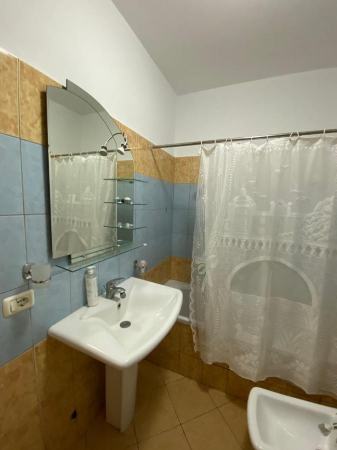 Noar Apartment Sarandë 外观 照片